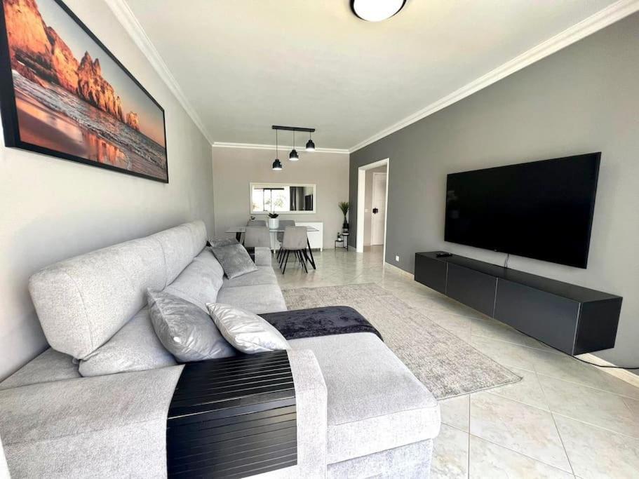 Luxury Modern Beach Apartment Quarteira Dış mekan fotoğraf